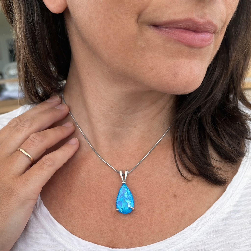 Collana Lacrima Opale Azzurro Oro bianco