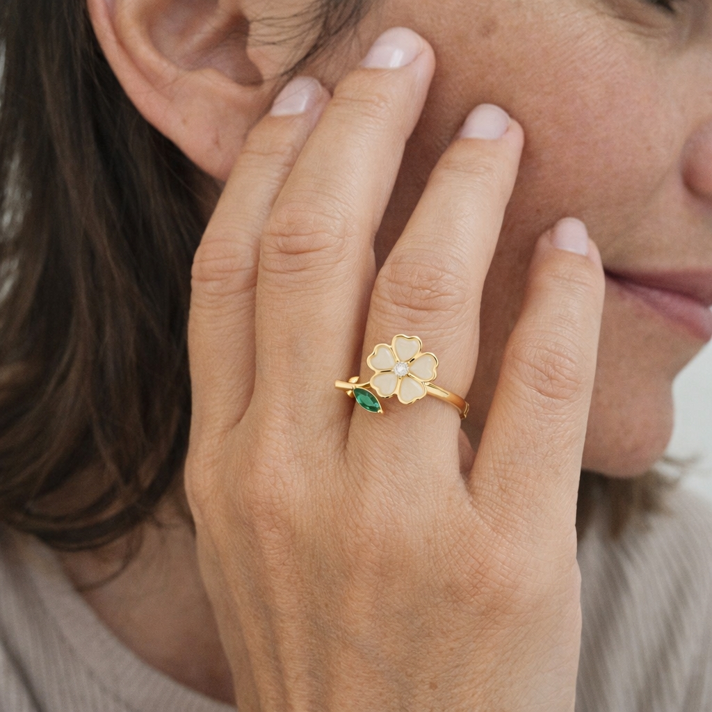 Anello Girevole Fiore e Foglia Smeraldo Oro giallo