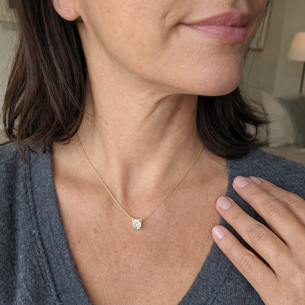 Clea Collana con Pietra Moissanite Oro giallo