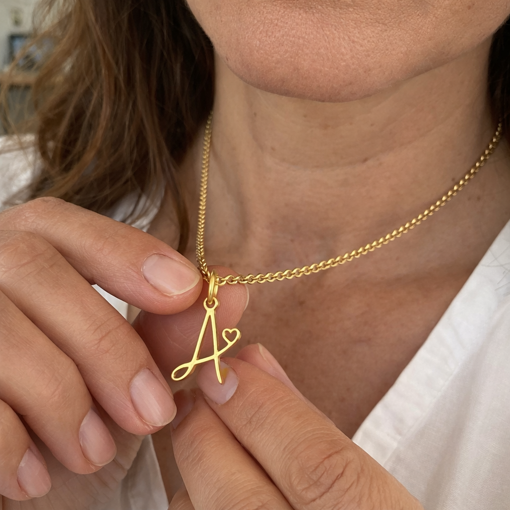 Collana con Iniziale Cuore Oro giallo