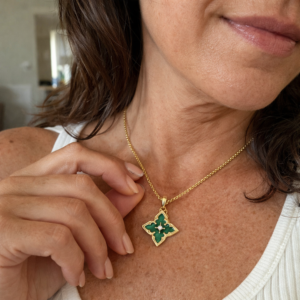 Collana con Ciondolo Quadrifoglio Smeraldo Oro giallo