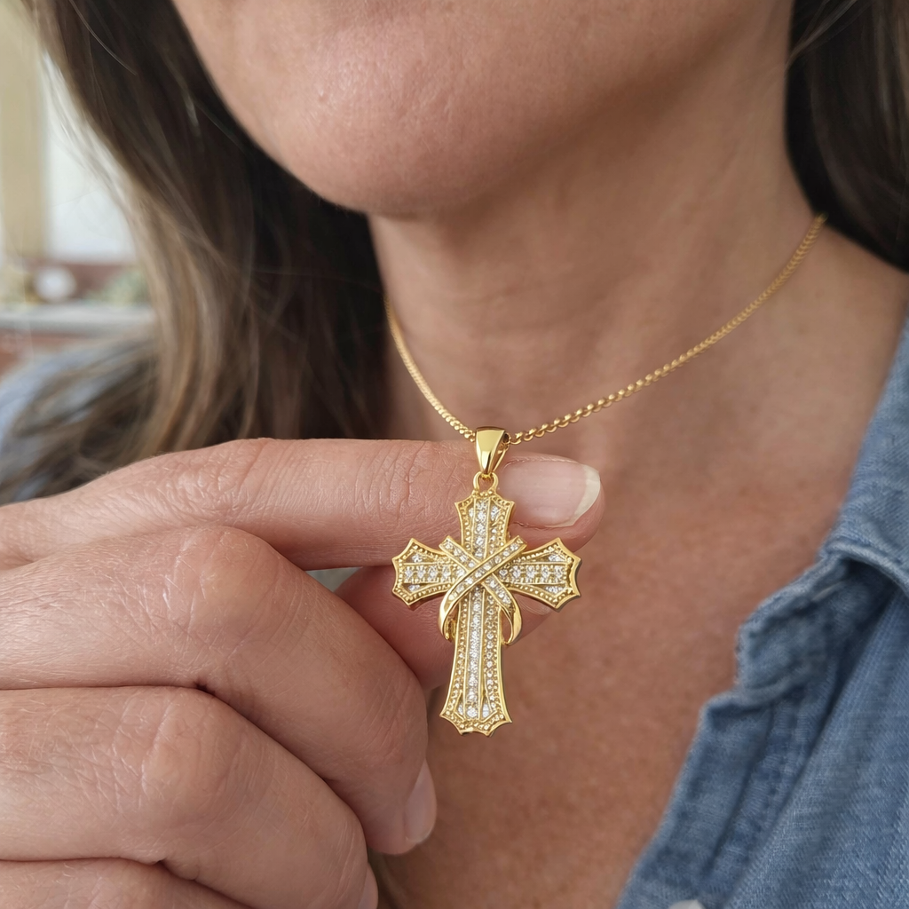 Collana con Ciondolo Croce Radiante Oro giallo
