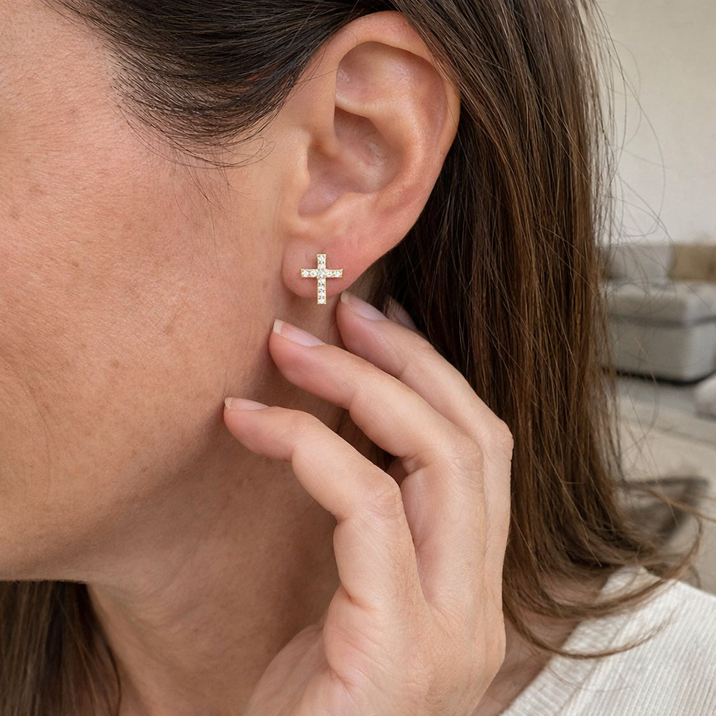 Orecchini Lobo Croce con Pave Oro giallo