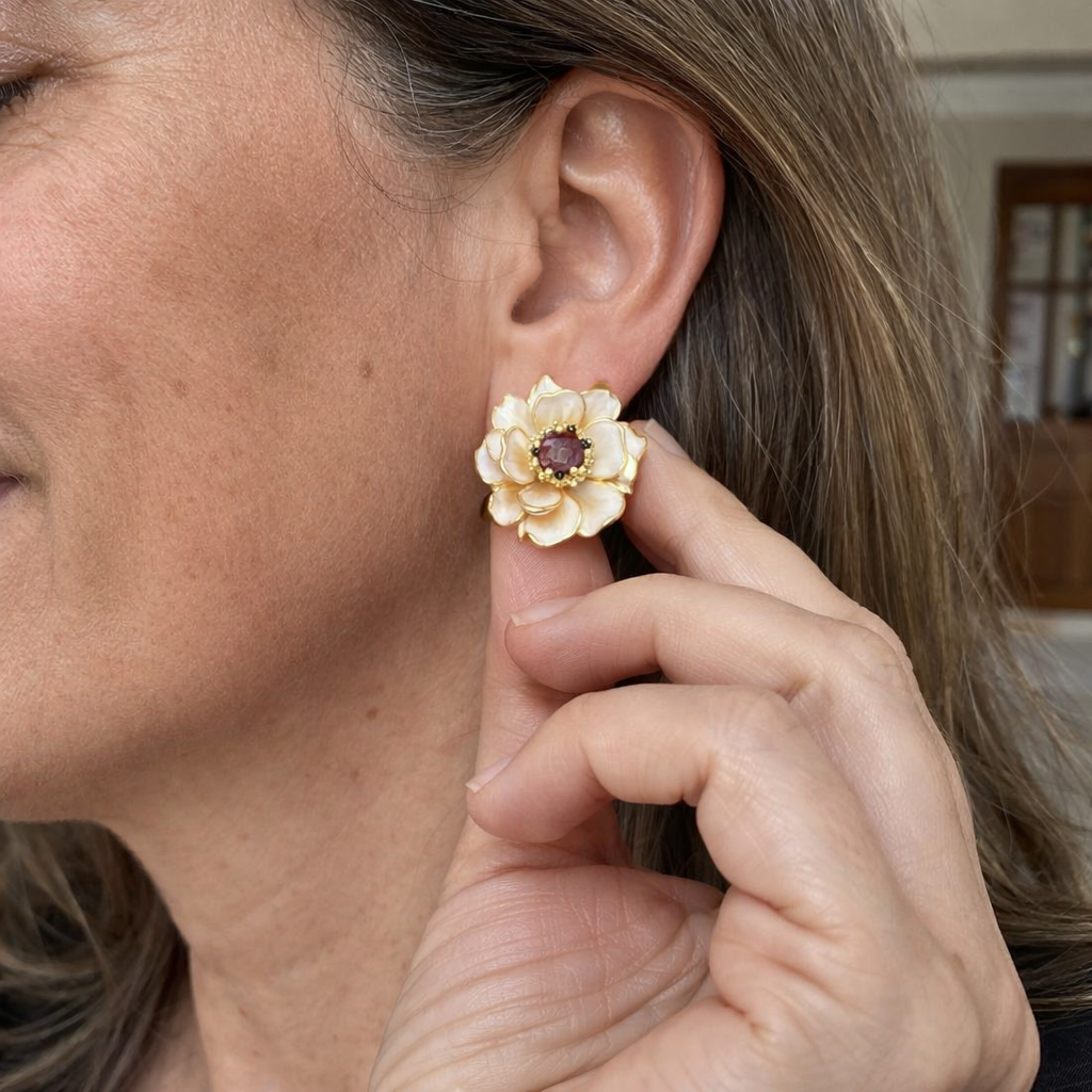 Orecchini Zircone Rosso Fiore Bianco