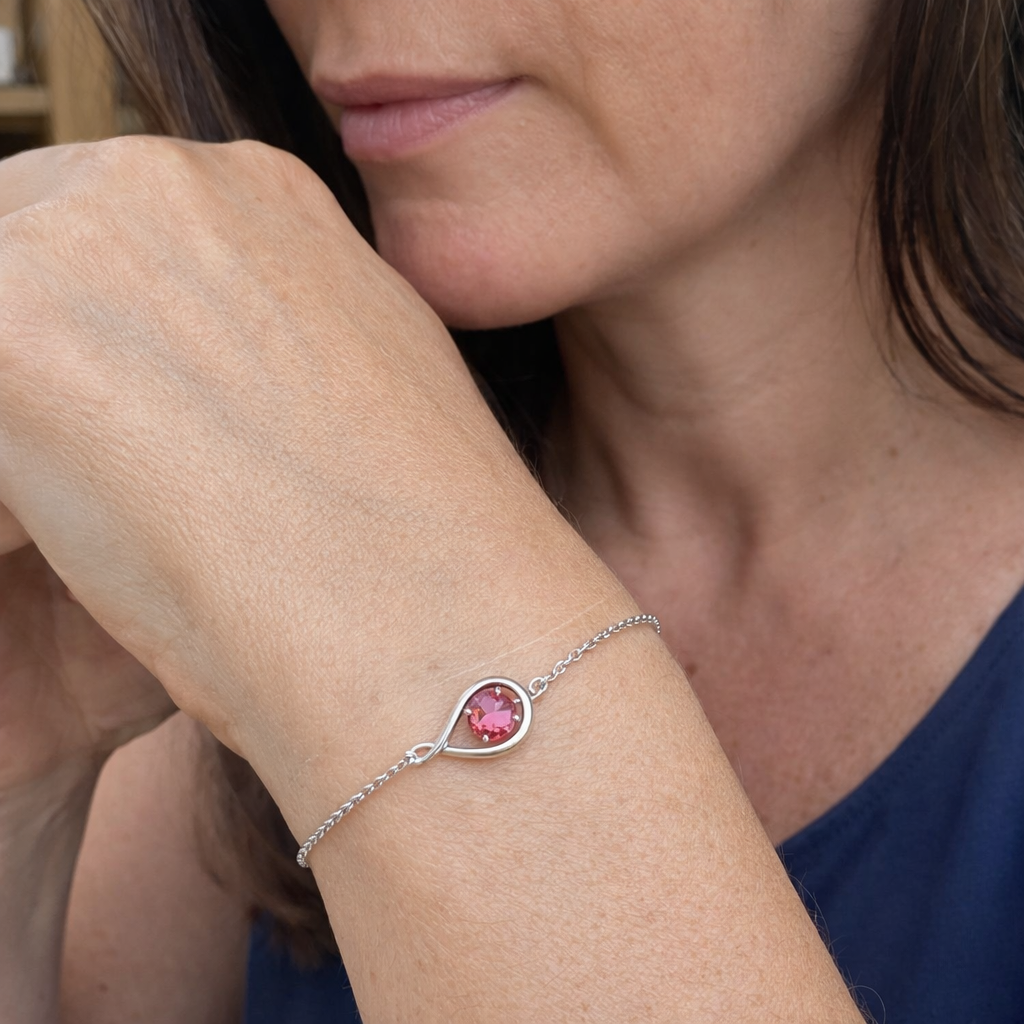 Bracciale Nodo Infinito Rubino
