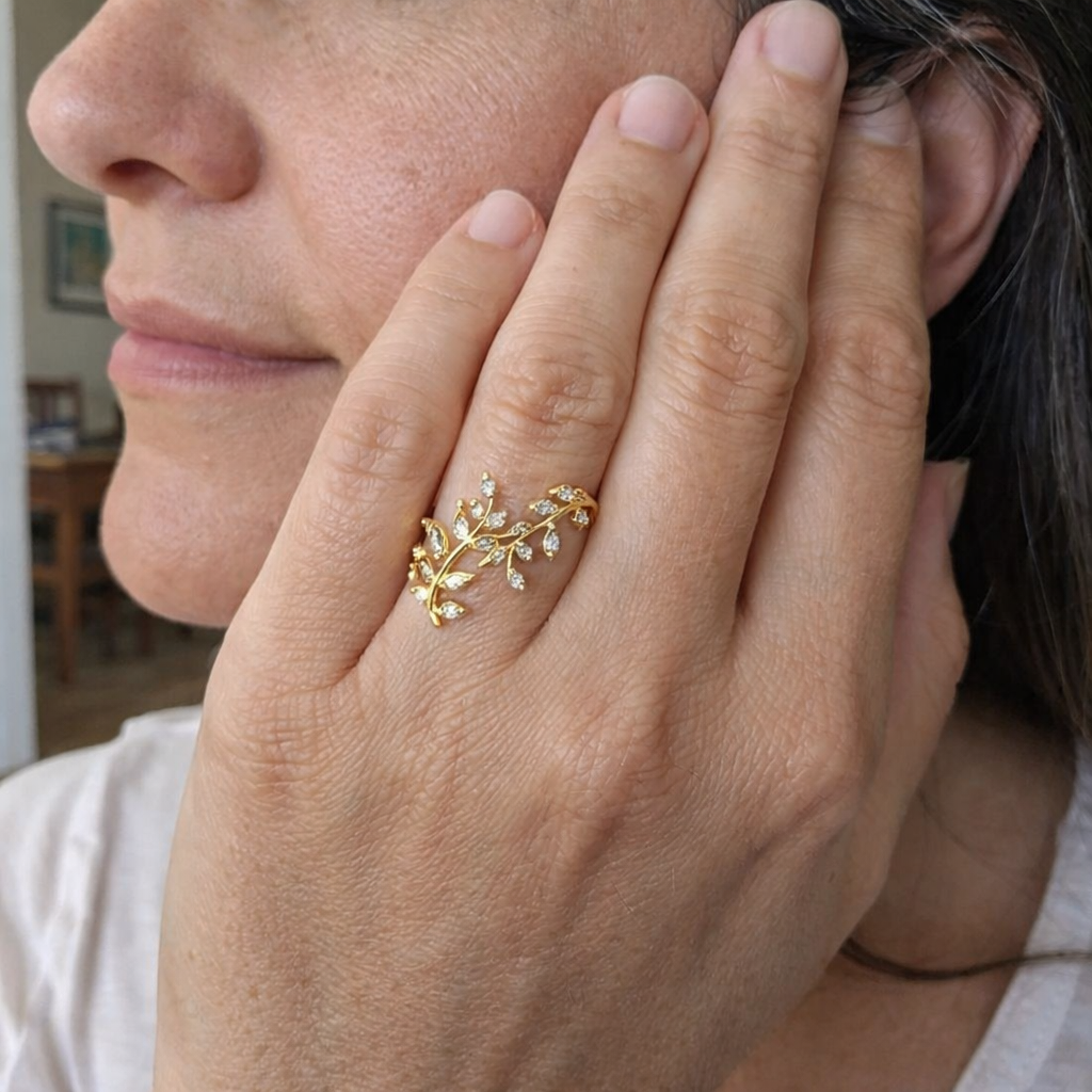 Anello Tralcio Elegante
