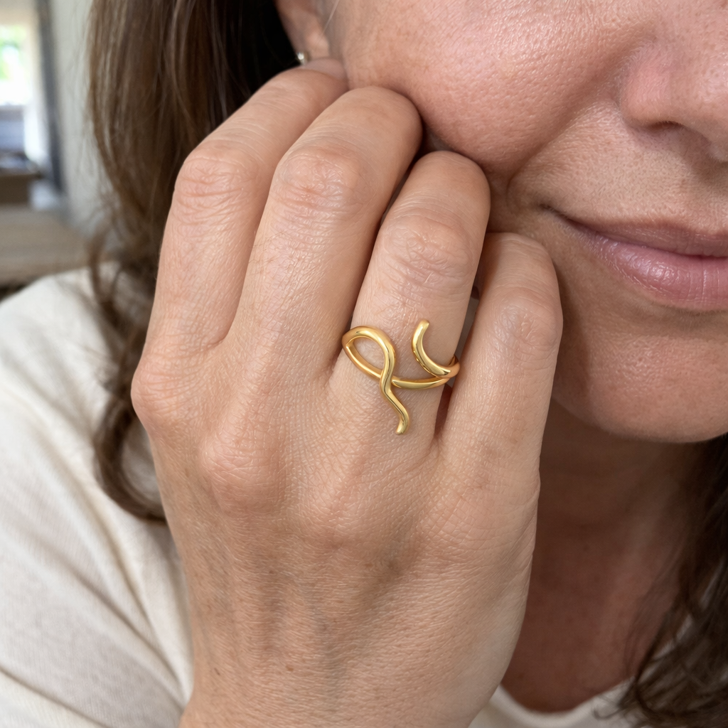 Anello Ondulato Irregolare Oro giallo
