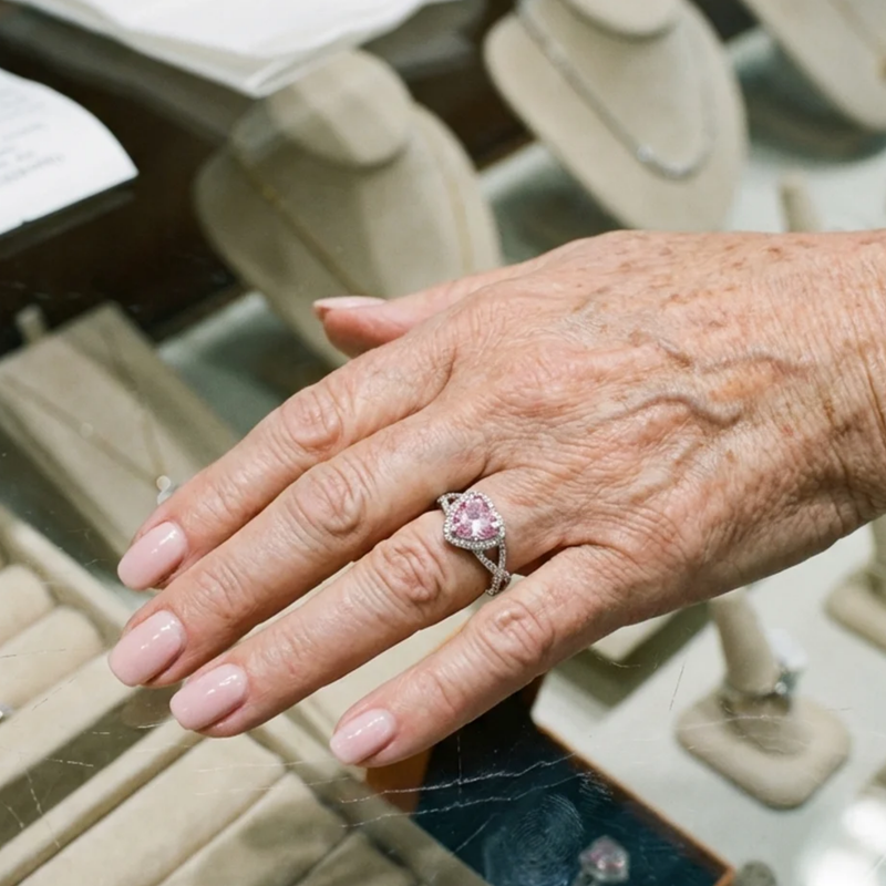 Amour Twist Anello Halo