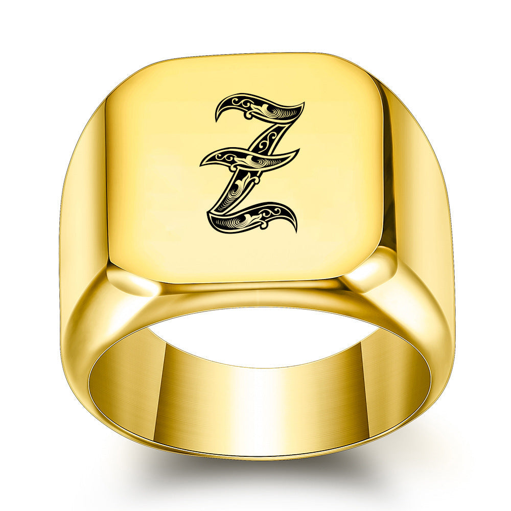 Noble Anello Classico con Iniziale Oro Giallo