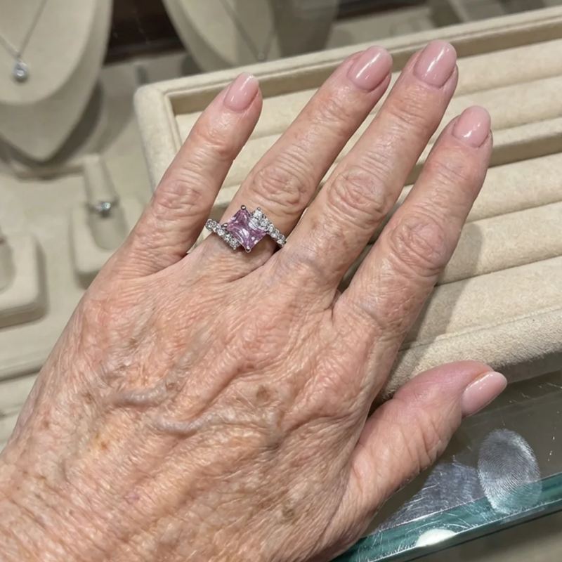 Vertex Anello Zaffiro Rosa